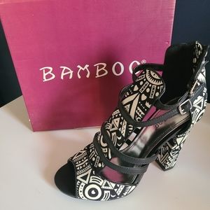 Bamboo Senza-3 open toe heels (Size US 8.5)